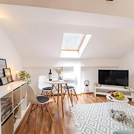 Apartment Pet Friendly - Savoya Nordic Loft - By Openhouse