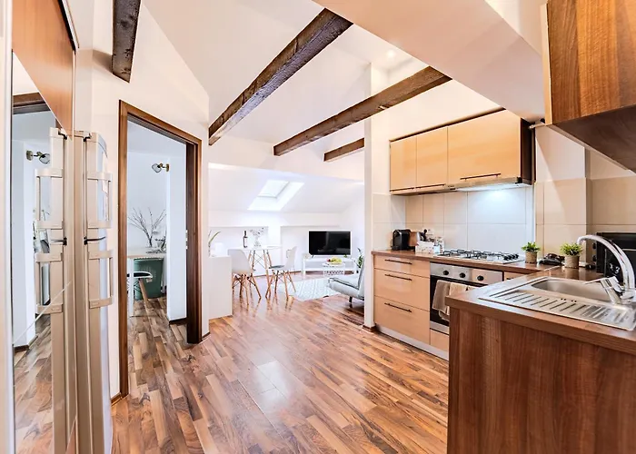 Pet Friendly - Savoya Nordic Loft - By Openhouse Апартаменты