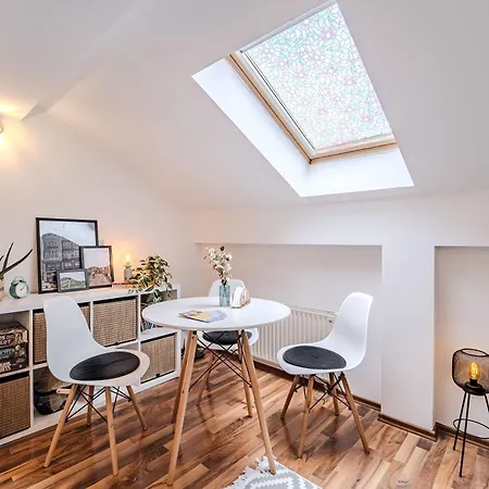 Pet Friendly - Savoya Nordic Loft - By Openhouse Appartement *